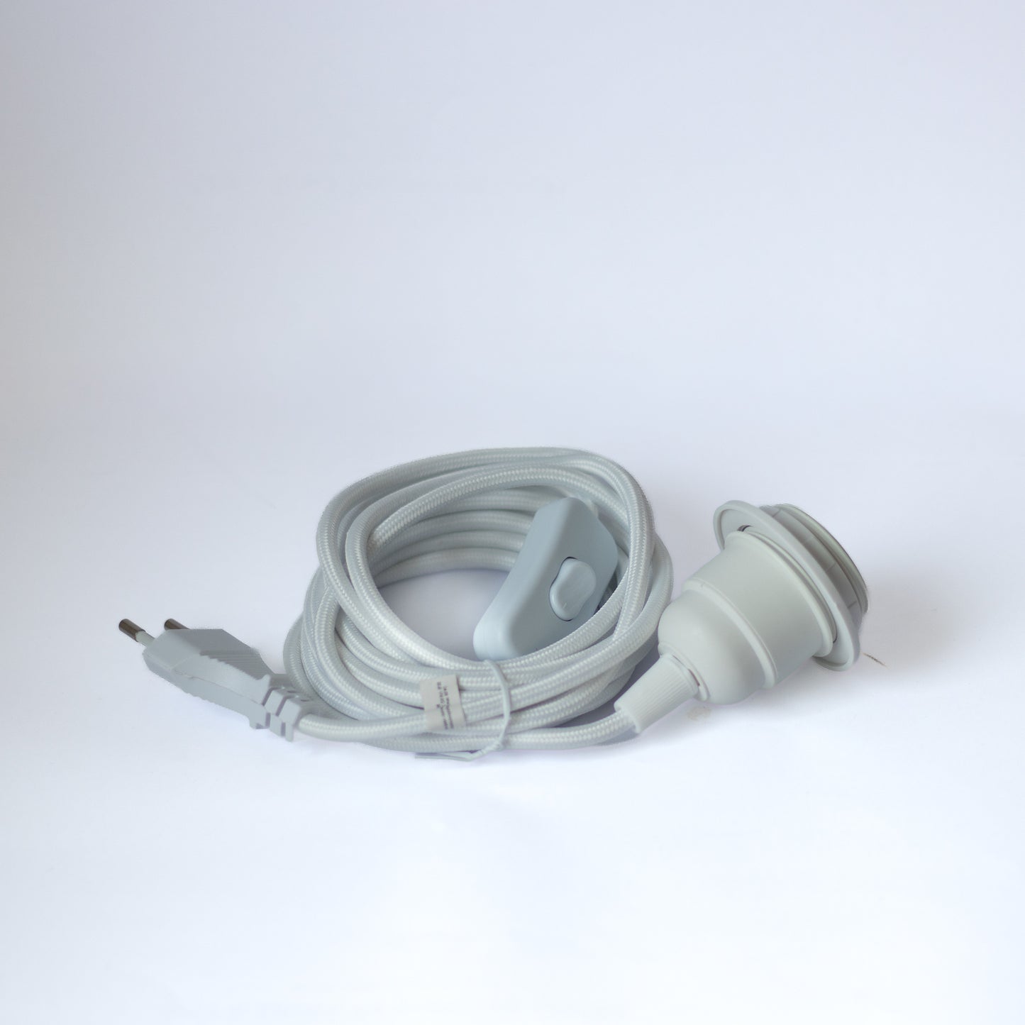 Fassung mit Kabel & Schalter – E27